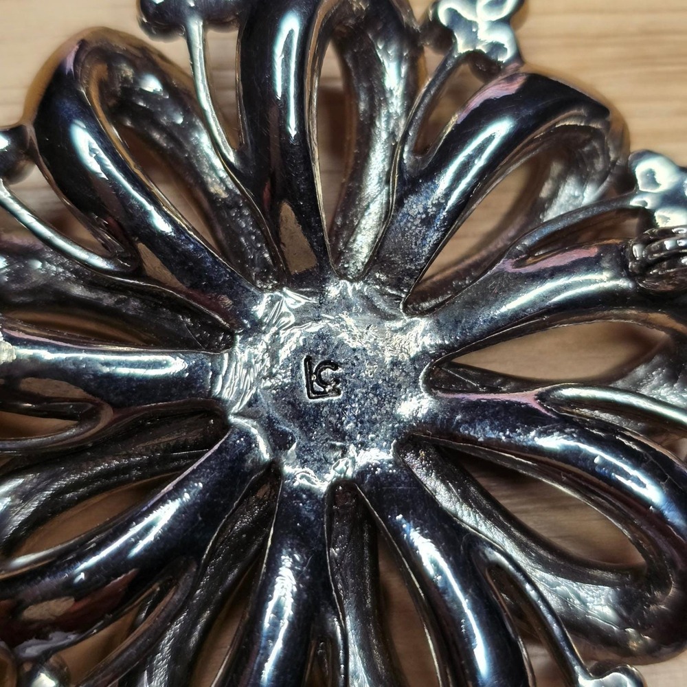 Vintage Liz Claiborne Brooch Rhinestone Aurora Boreales Sunburst 2" Pin FLAW - Picture 10 of 14